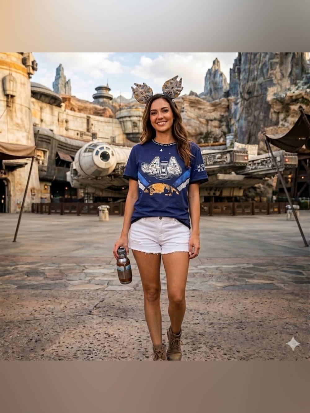 Star Wars Disney Parks Galaxy’s Edge Navy T-Shirt with White Accents